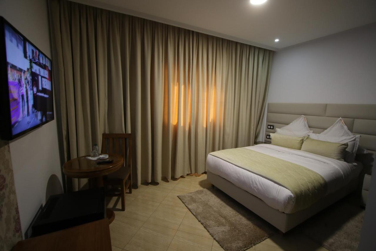 דאחלה Hotel Mansour מראה חיצוני תמונה