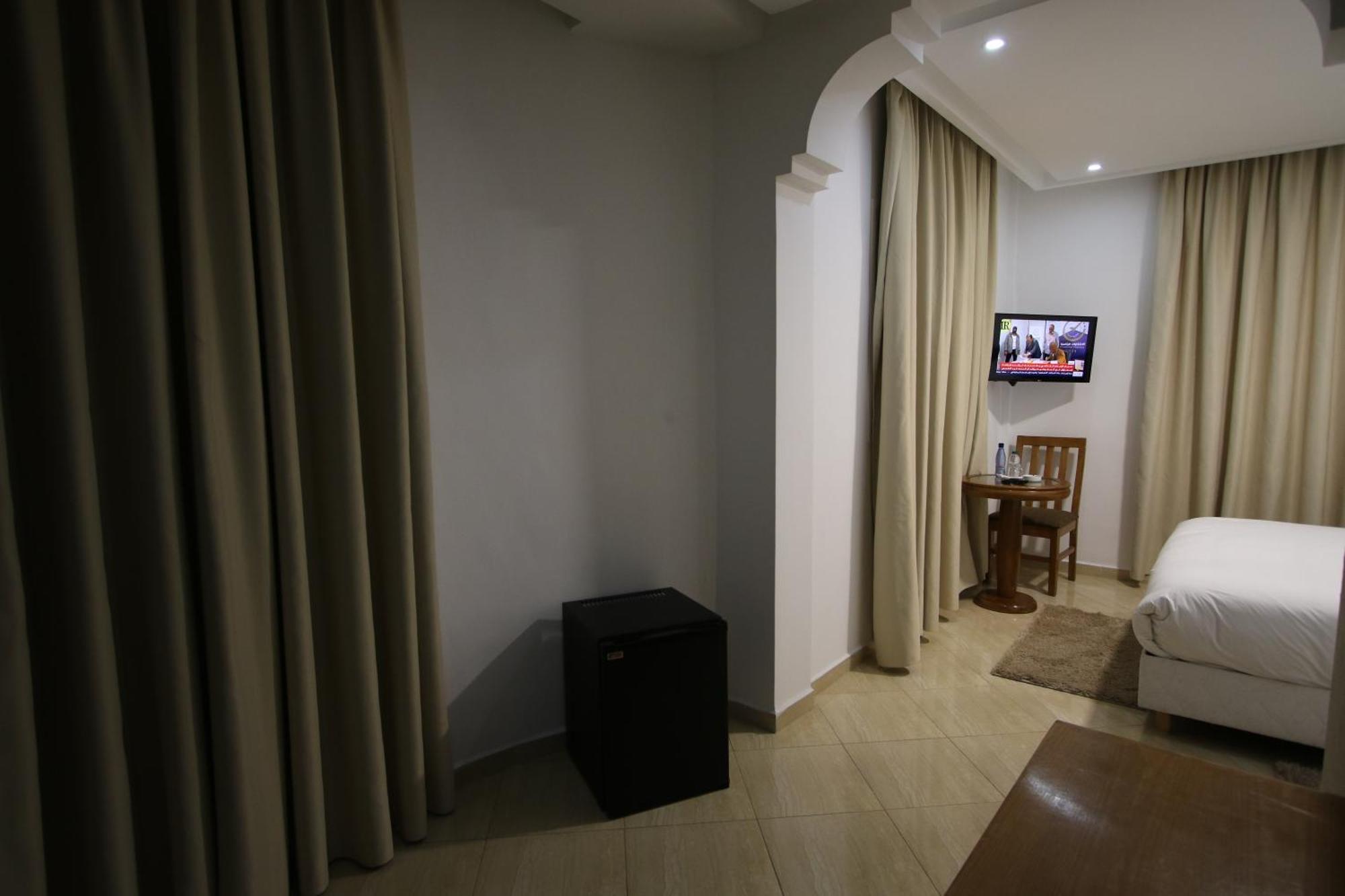 דאחלה Hotel Mansour מראה חיצוני תמונה
