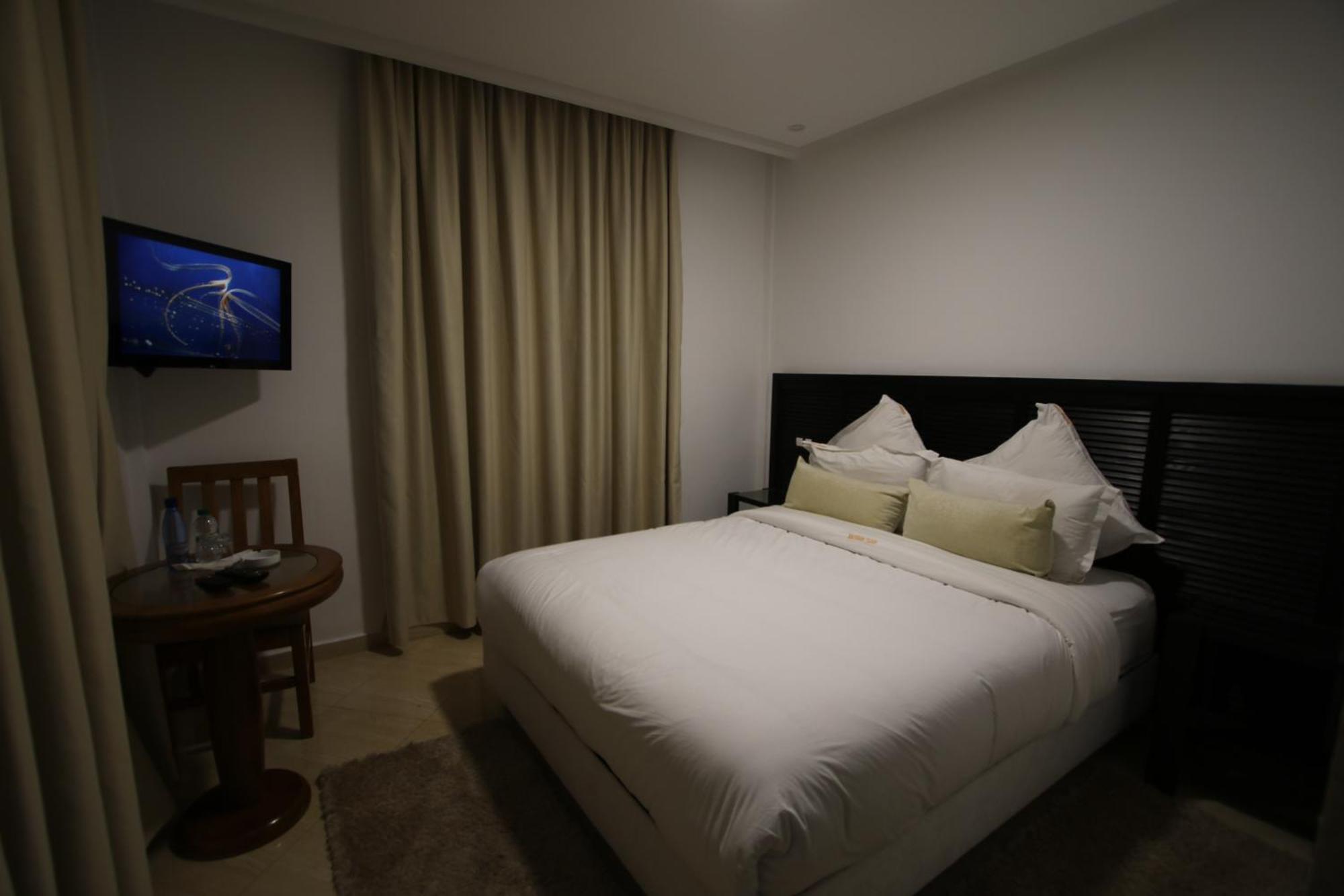 דאחלה Hotel Mansour מראה חיצוני תמונה